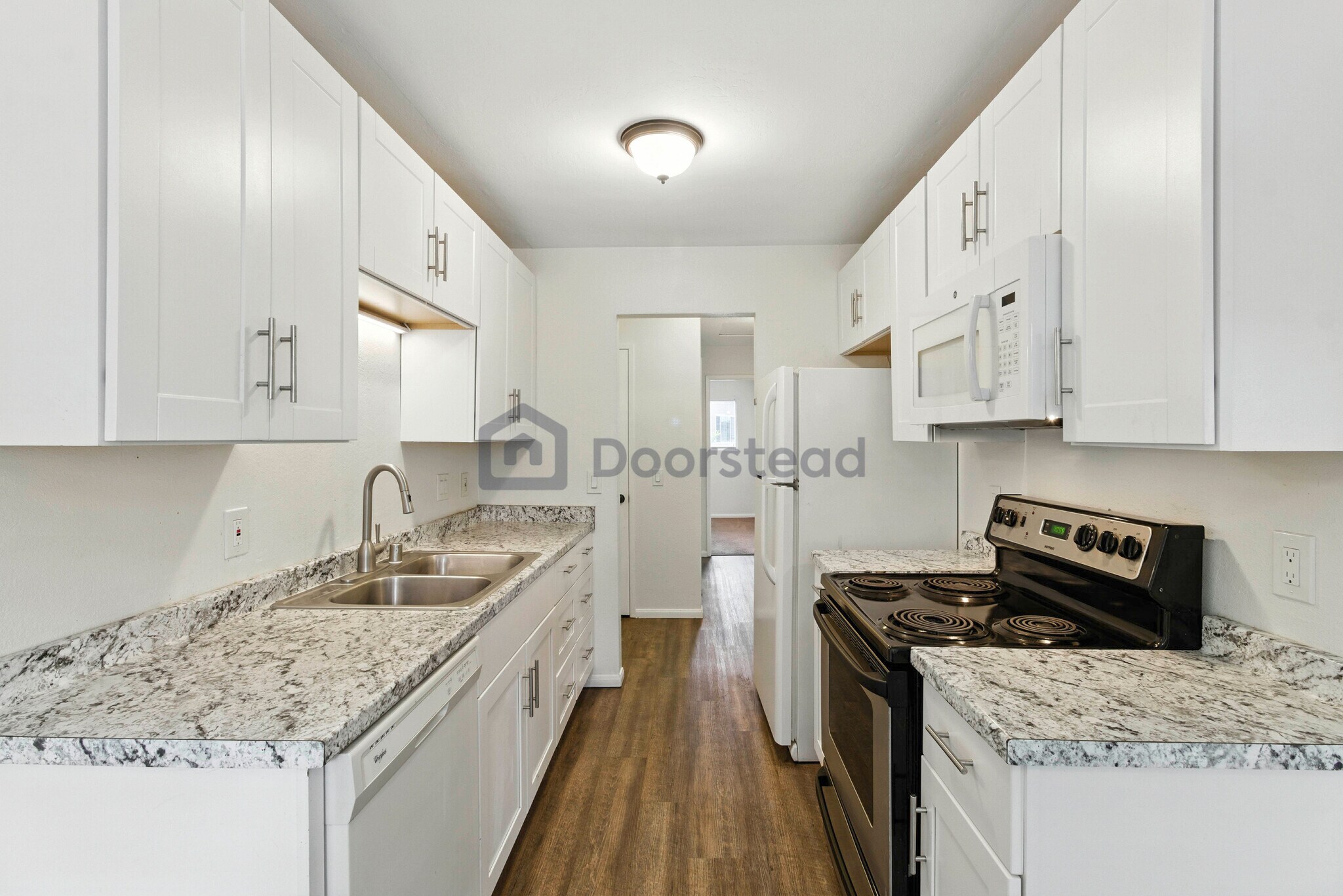 Building Photo - 9175 Campina Dr