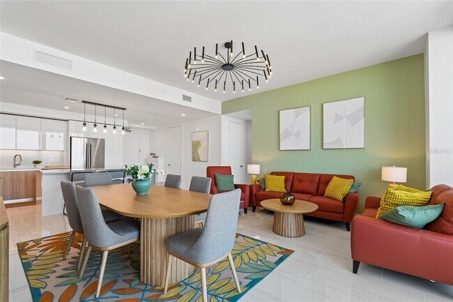 Building Photo - 400 Central Ave