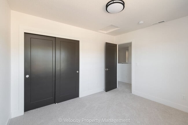 Building Photo - Brand New Beautiful Home!