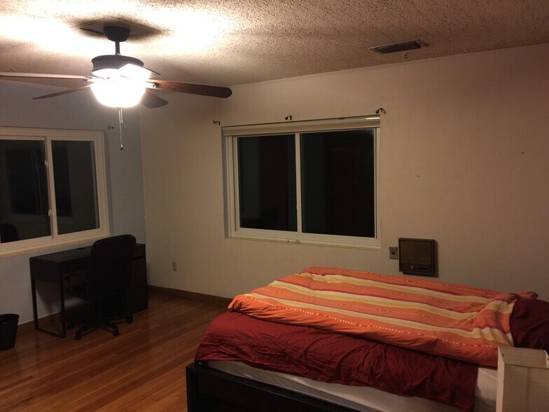 Bedroom 2 - 2156 NW 4th Pl