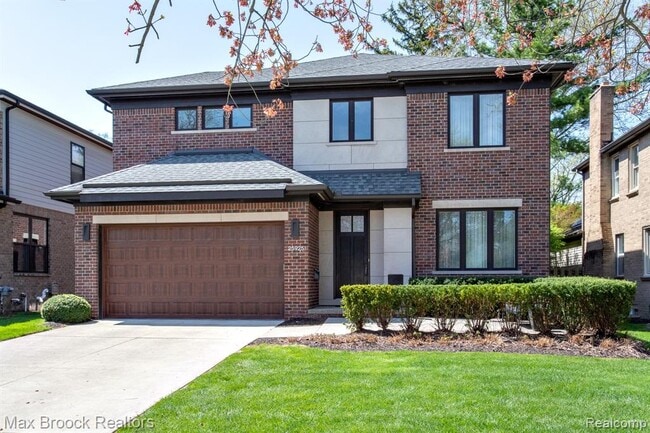 Building Photo - 25925 York Rd