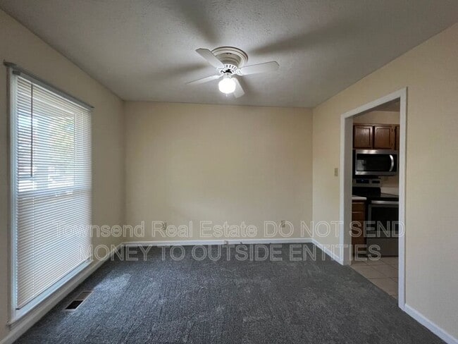 Building Photo - 5038 Linton Hall Rd