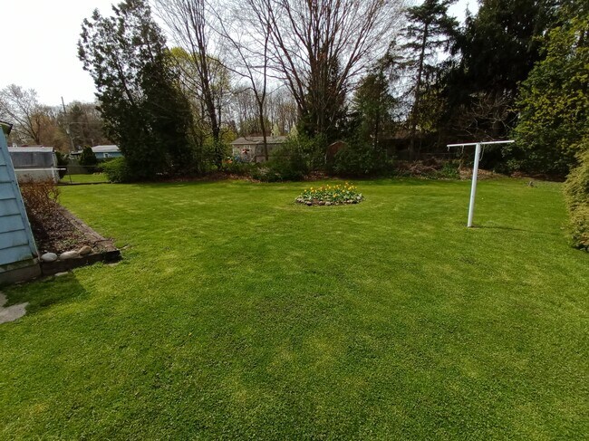 Building Photo - 2365 Corning Rd