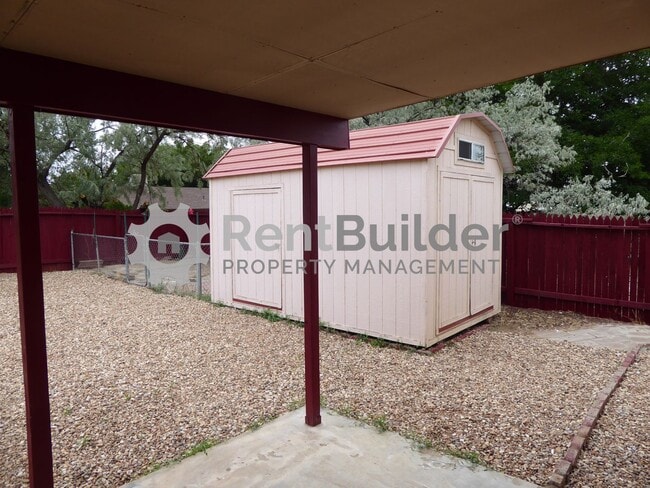 Building Photo - CALL US TODAY AT (505) 808-6467 TO SCHEDULE A CONVENIENT SHOWING