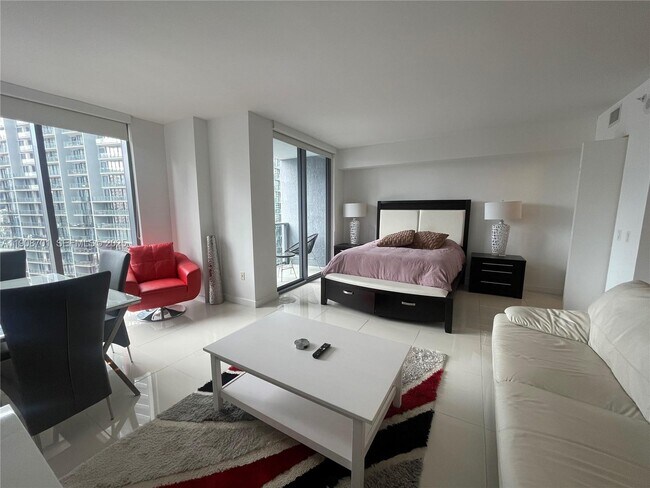 Building Photo - 31 SE 6th St