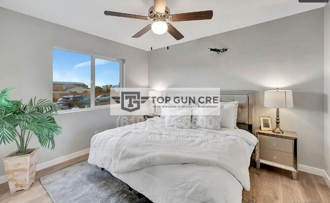 Building Photo - 347 Provo St