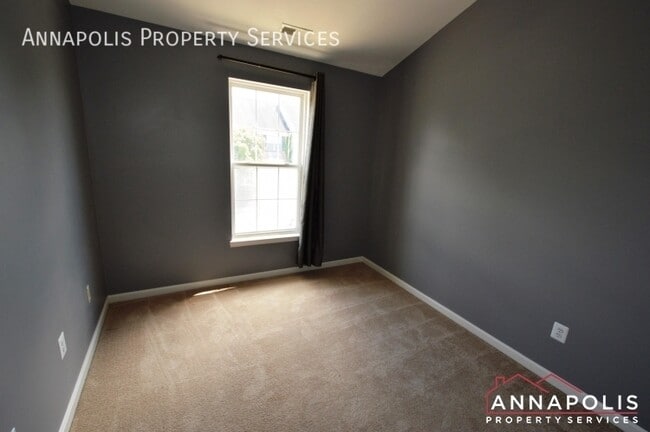 Building Photo - 2020 Puritan Terrace