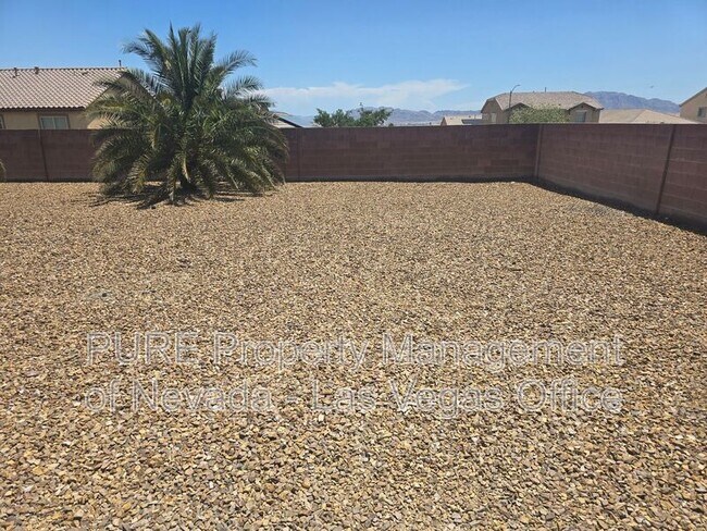 Building Photo - 3904 Ropers Ranch St