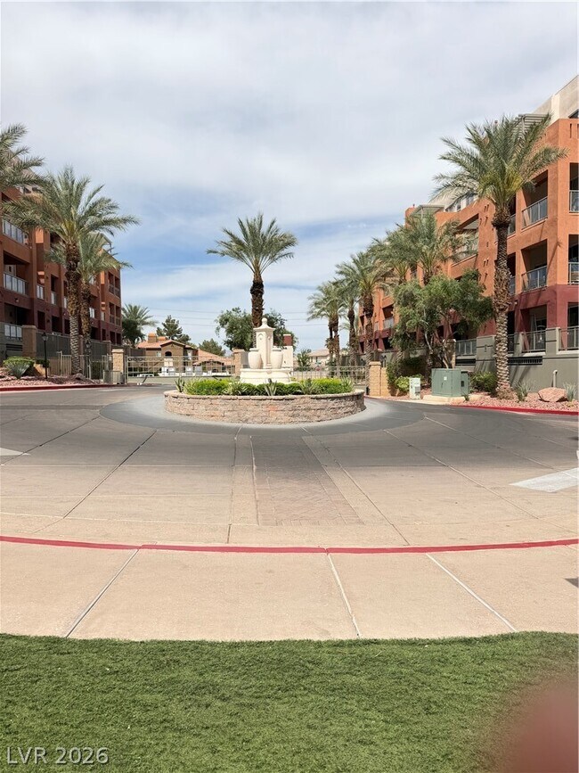 Building Photo - 87 E Agate Ave