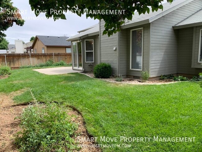 Building Photo - 10890 W Tidewater Ct