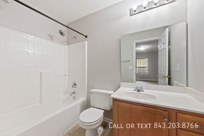 Building Photo - 8731 Hayden Glenn Dr