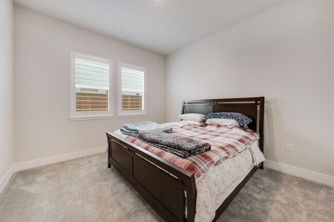 Building Photo - Newly Built 6BR Home with Panoramic Views in El Dorado Hills – 4,180 Sq Ft!