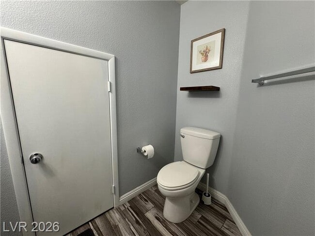 Building Photo - 9253 Valley Ranch Ave