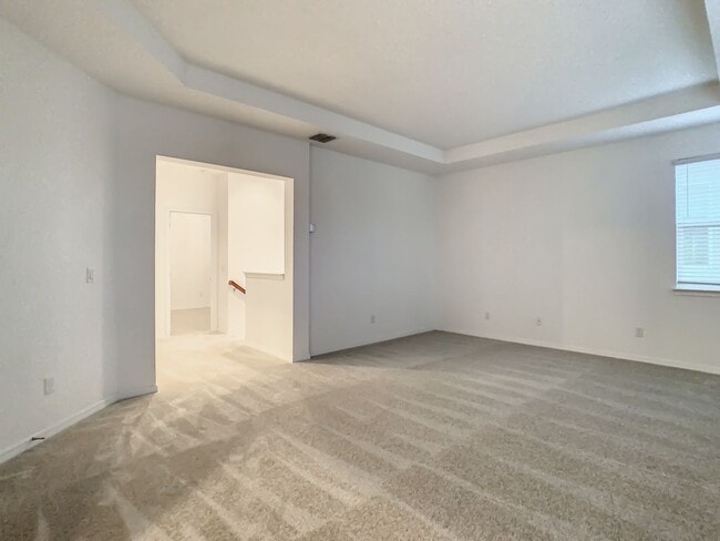 Building Photo - 5 Bedroom at Windstone at Heart of Winderm...