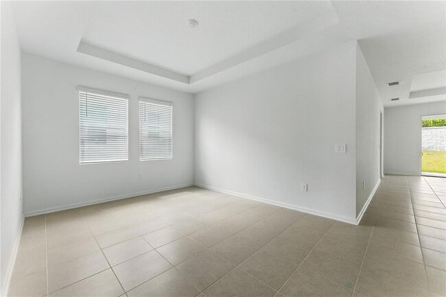 Building Photo - 2035 Rider Rain Ln
