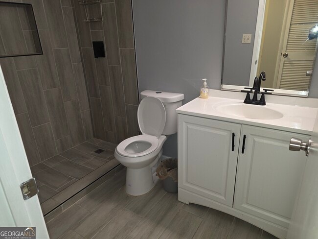 Building Photo - 2168 Palmyra Dr