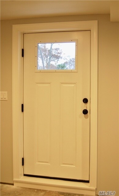 Building Photo - 8 Horseshoe Ln