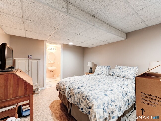 Building Photo - 47 Tunxis St