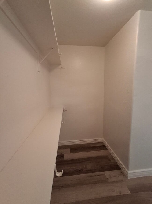 Building Photo - 1280 E Saddle Way