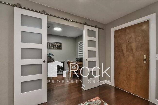 Building Photo - Urban Living in Downtown OKC - 3 Bedrooms/2 Bathrooms