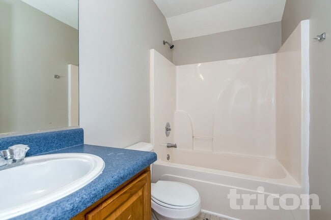 Building Photo - 4177 Shoreside Cir SW