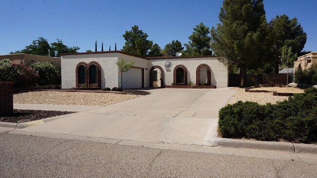 Primary Photo - 6937 Villa Hermosa Dr
