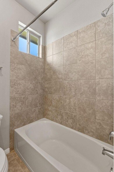 Building Photo - 21824 Agarito Ln