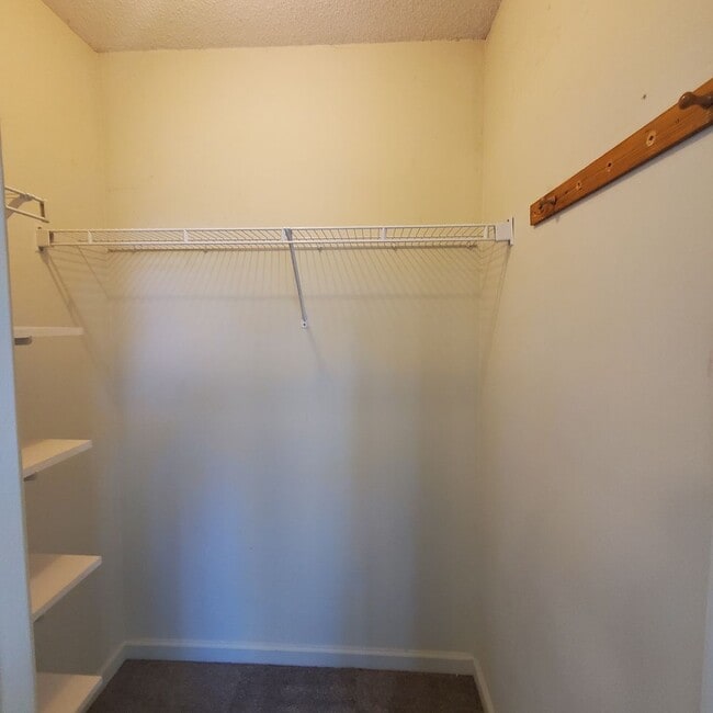 Building Photo - 3 Bedroom 2 Bath in Cordova off near Trinity and Sanga
