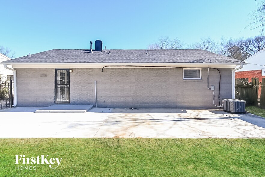 Building Photo - 415 McDermitt Rd