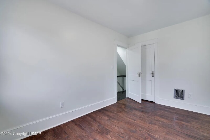 Building Photo - 510 Brown St