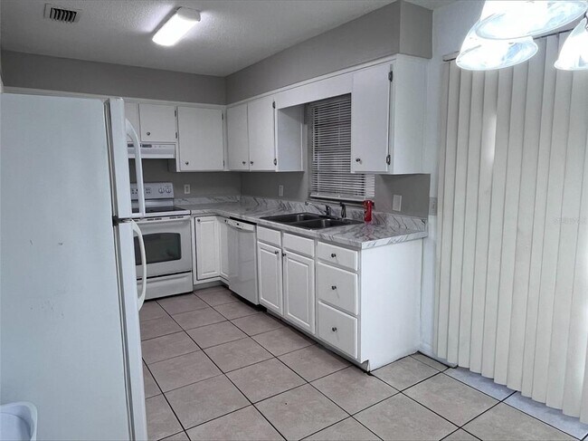 Building Photo - 1516 S Boundary St