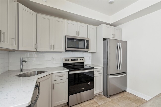 Building Photo - 4015 Baring St