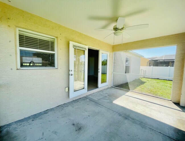 Building Photo - **EAST ENGLEWOOD**