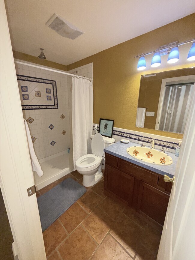 Building Photo - 1427 Painted Desert Ct