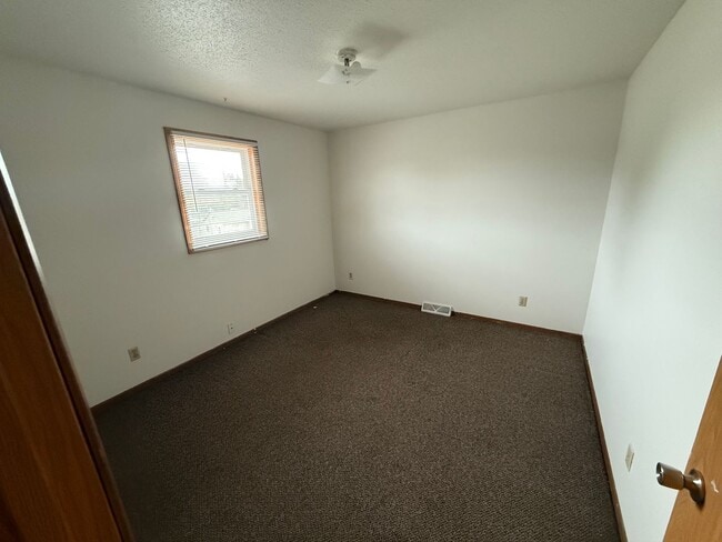 Building Photo - 1327 Vine St
