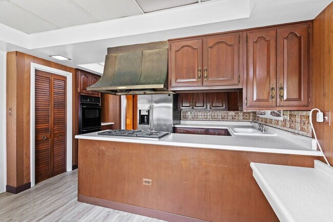 Building Photo - 288 Middaugh Rd