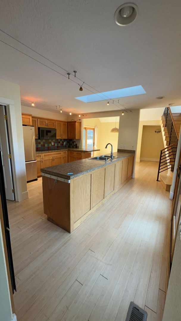 Building Photo - 4406 San Juan Dr