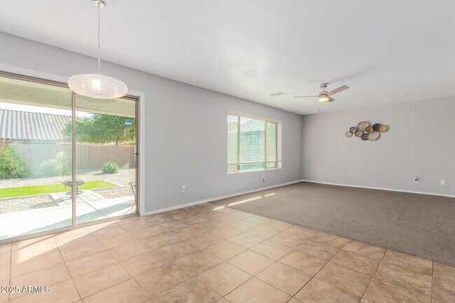 Building Photo - 25577 W Whyman St