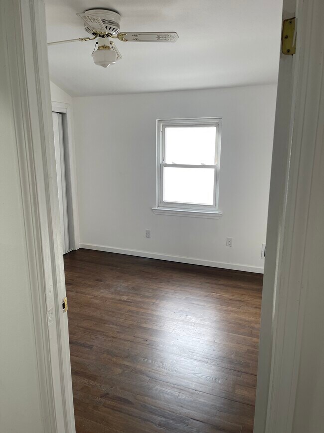 Building Photo - 314 Wilson Ave