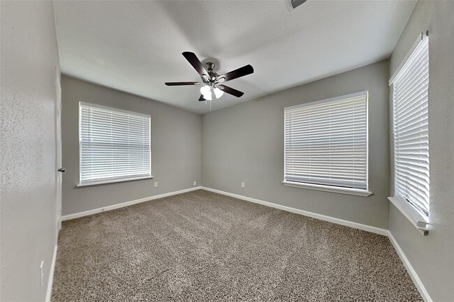 Building Photo - 24115 Scrivener Ln