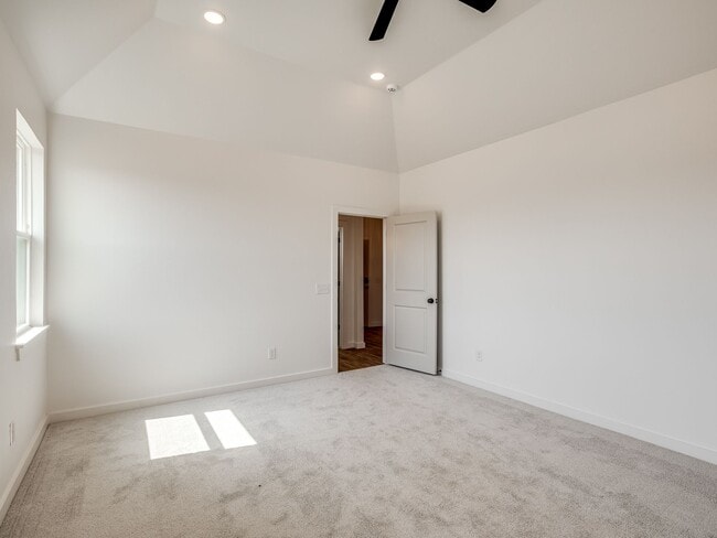 Building Photo - 9309 NW 145th Ct