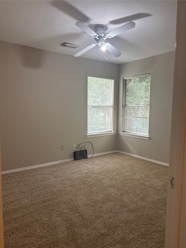 Building Photo - 16835 Goodfield Ct