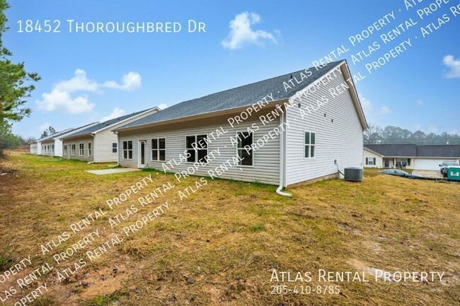 Building Photo - 18452 Thoroughbred Dr