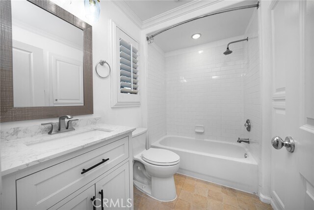 Building Photo - 70 Latitude