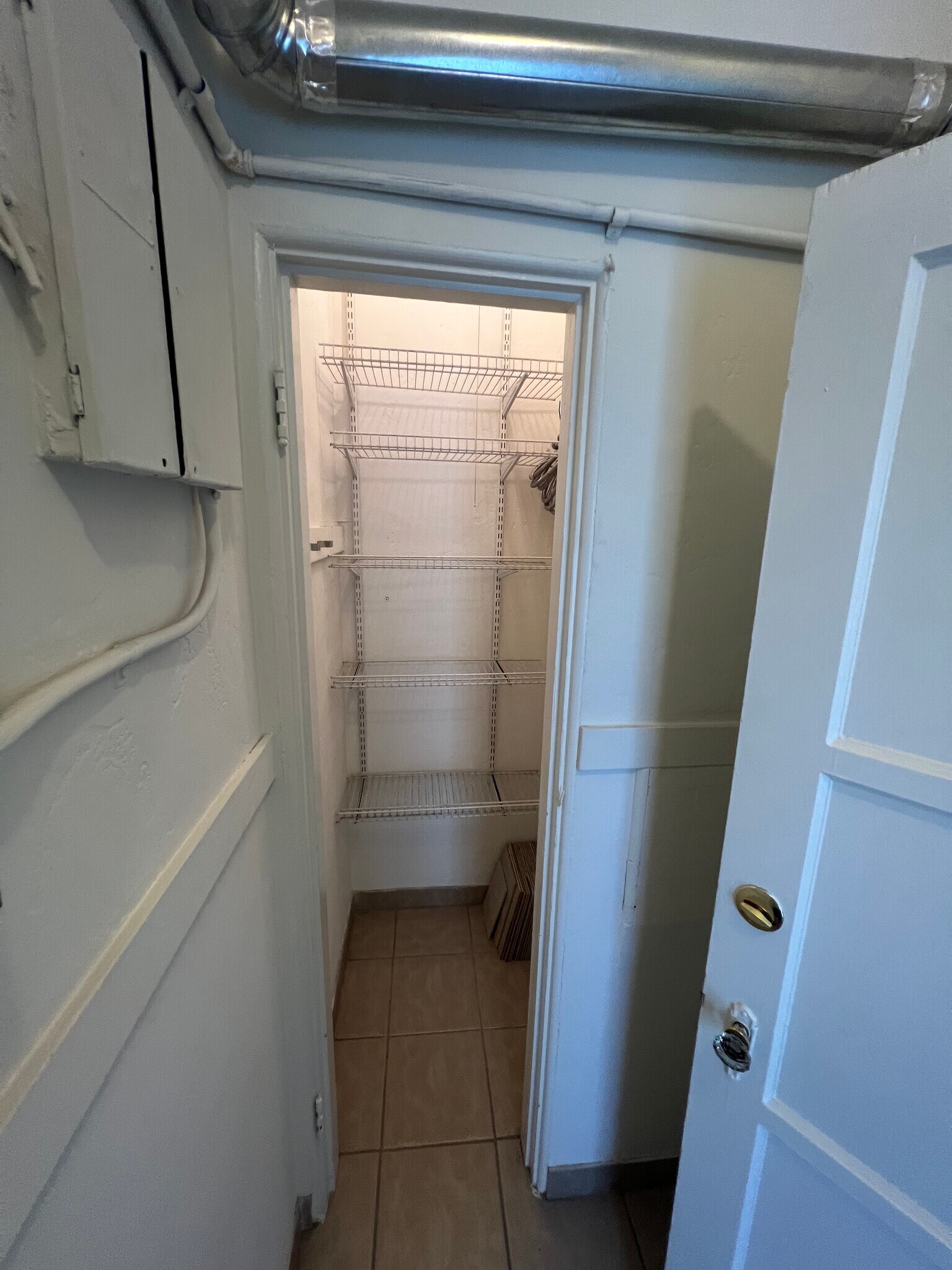 Building Photo - 1874 S Redondo Blvd