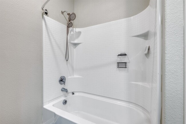 Building Photo - 3015 Watercrest Dr