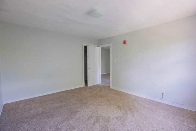 Building Photo - 706 Chickamauga Ave