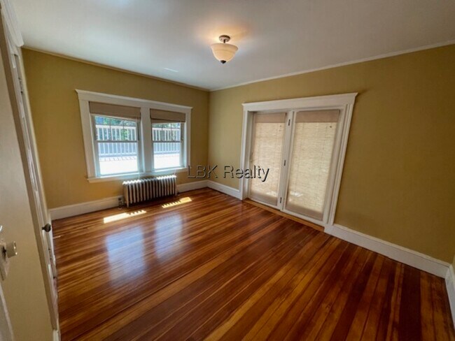 Building Photo - 68 Walnut Hill Rd