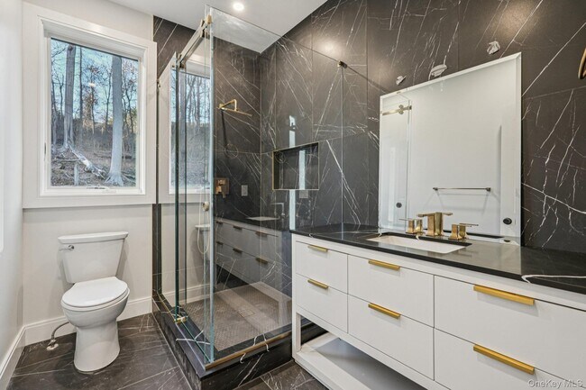 Building Photo - 400 Phillips Hill Rd