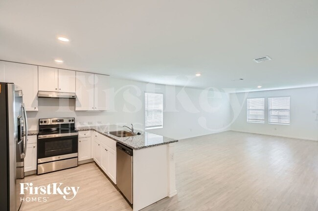 Building Photo - 3921 Far Horizon